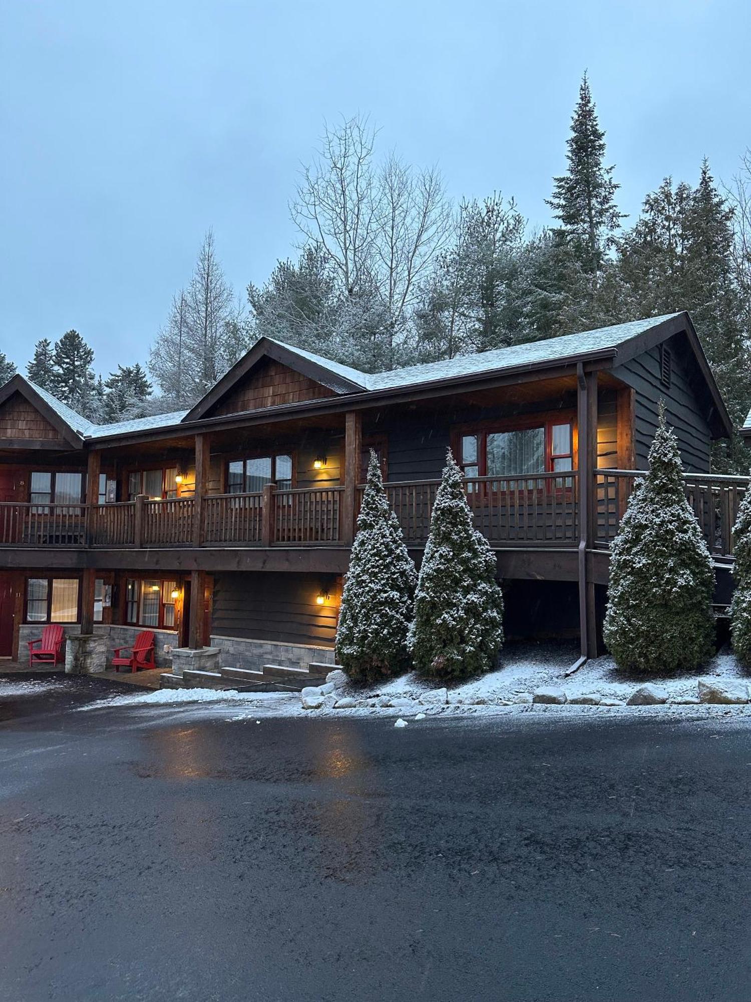 Lake Placid Inn: Residences Exterior photo