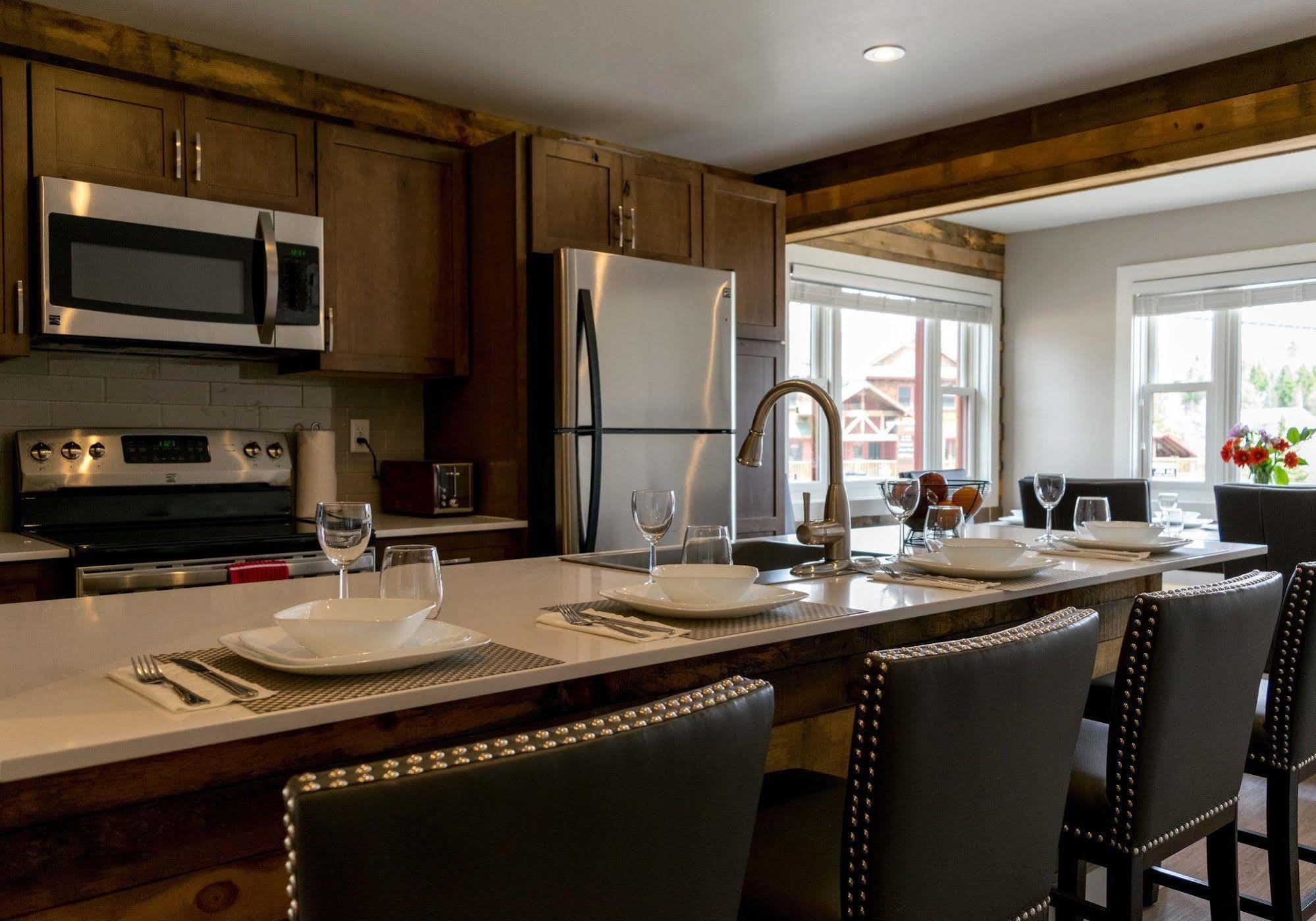 Lake Placid Inn: Residences Exterior photo
